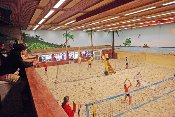 Onnauwkeurig poll beha Lindobeach | Indoor Beachvolleybal Den Haag