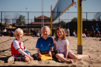Zomerpret in het zand voor de kids